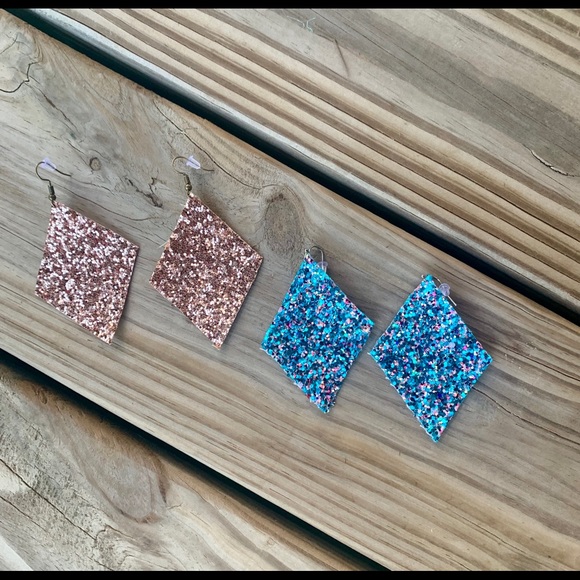 Glitter Earrings - Picture 3 of 3